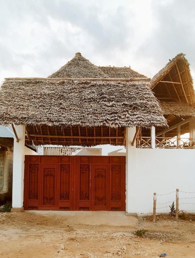 Mamayoyo House Нунгви Экстерьер фото