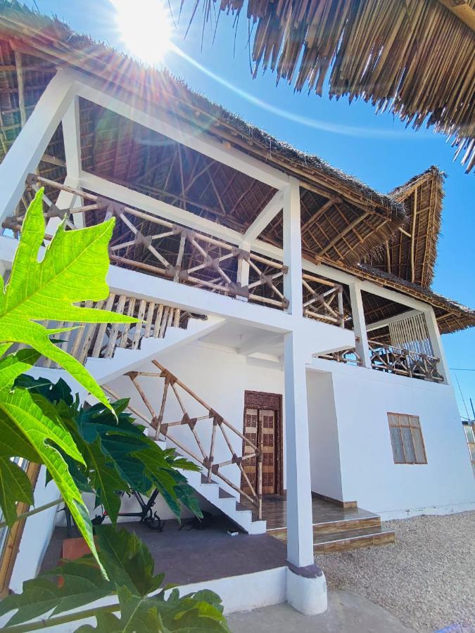 Mamayoyo House Нунгви Экстерьер фото