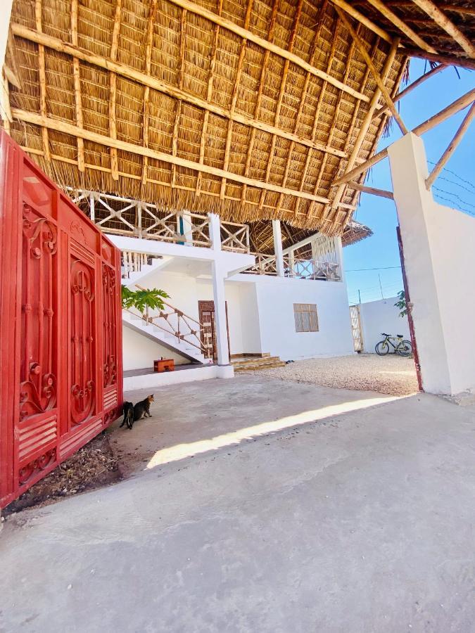 Mamayoyo House Нунгви Экстерьер фото